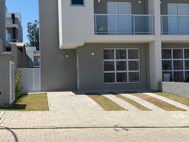 Foto do Sobrado - Casa no condomínio santa Brigida R$ 930.000,00
 com 3 dormitórios e suítes, mov
eis planejados e linda área gourmet | UF AGENTES IMOBILIÁRIOS