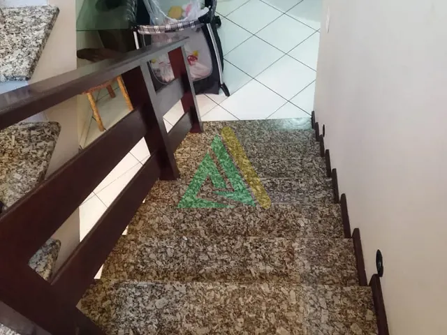 Sobrado com 200m² 2 quartos e 2 banheiros, à venda, no bairro Parque dos Eucaliptos em Mogi Guaçu