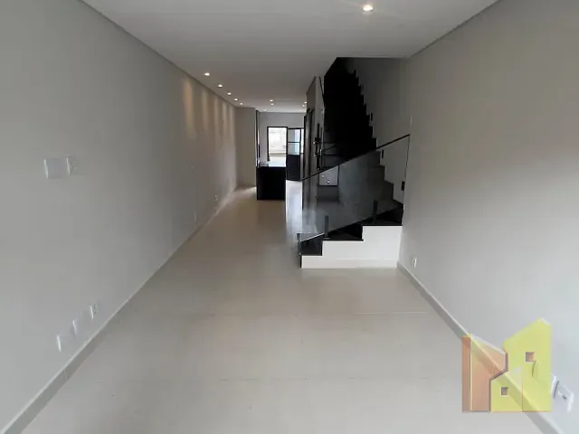 Sobrado 3 quartos e 5 banheiros, à venda, no bairro Vila Santa Isabel em São Paulo