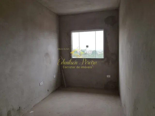 Sobrado com 125m² 3 quartos e 1 banheiro, à venda, no bairro Jardim São Paulo em Londrina