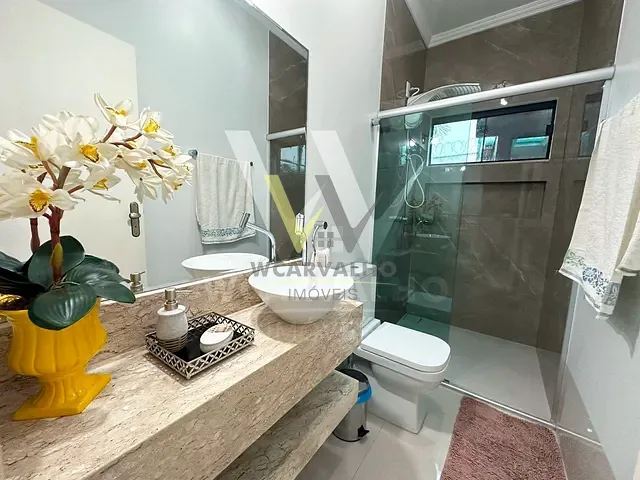 Sobrado com 395m² 3 quartos e 5 banheiros, à venda, no bairro Anápolis City em Anápolis