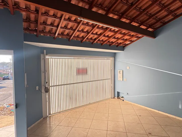 Sobrado com 180m² 3 quartos e 4 banheiros, à venda, no bairro Vila Santa Emília em Tatuí