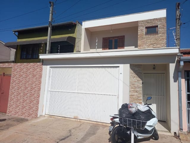Sobrado com 180m² 3 quartos e 4 banheiros, para alugar, no bairro Vila Santa Emília em Tatuí