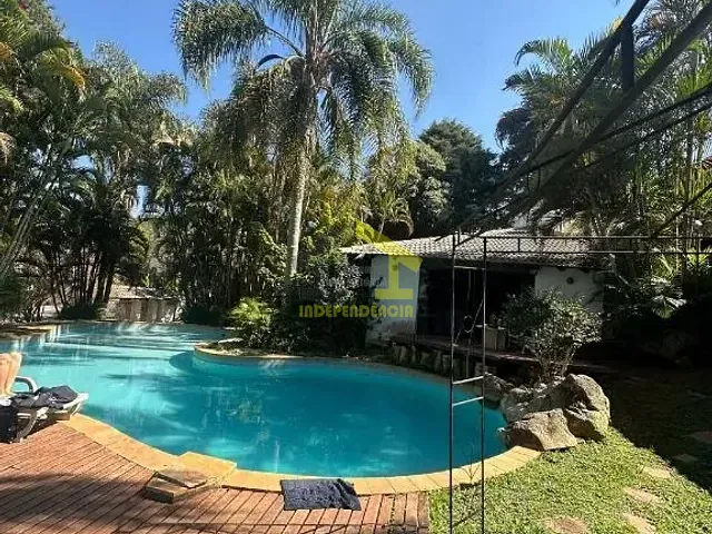 Sobrado com 2100m² 3 quartos e 5 banheiros, à venda, no bairro Nova Higienópolis em Jandira