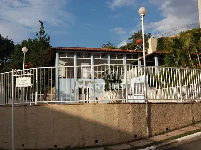 Sobrado 3 quartos e 2 banheiros, à venda, no bairro Parque Munhoz em São Paulo