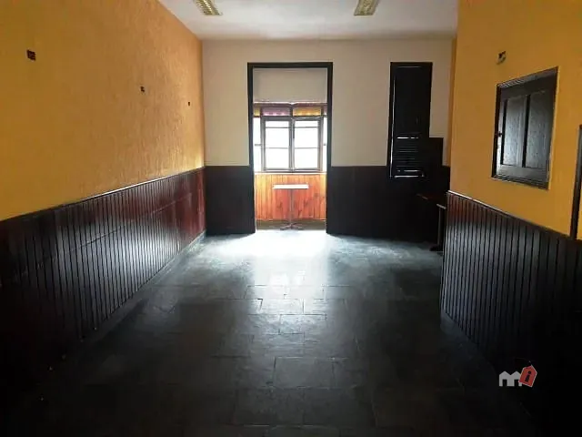 Sobrado para alugar, no bairro Centro em Petrópolis