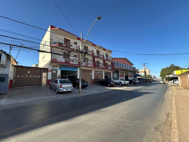 Sobrado 20 quartos e 14 banheiros, à venda, no bairro Vila São José (Vicente Pires) em Brasília