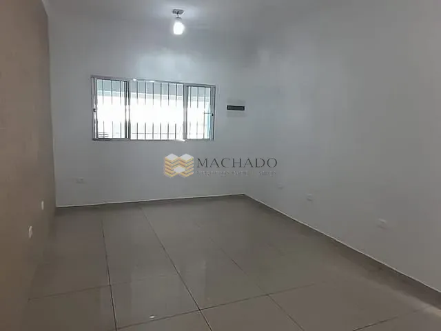 Sobrado com 133m² 4 quartos e 4 banheiros, à venda, no bairro Altos de Jordanésia (Jordanésia) em Cajamar