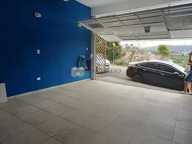 Sobrado com 133m² 4 quartos e 4 banheiros, à venda, no bairro Altos de Jordanésia (Jordanésia) em Cajamar