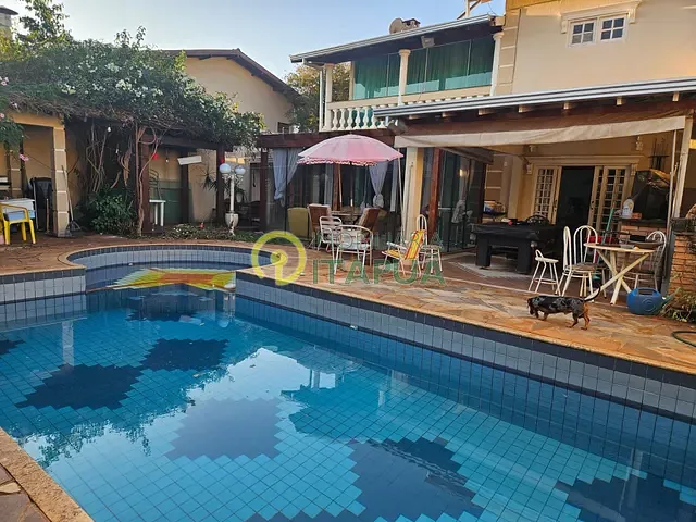 Casa com 500m² 5 quartos e 6 banheiros, à venda, no bairro Mediterrâneo em Londrina