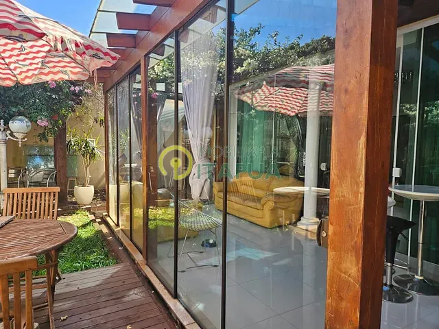 Casa com 500m² 5 quartos e 6 banheiros, à venda, no bairro Mediterrâneo em Londrina