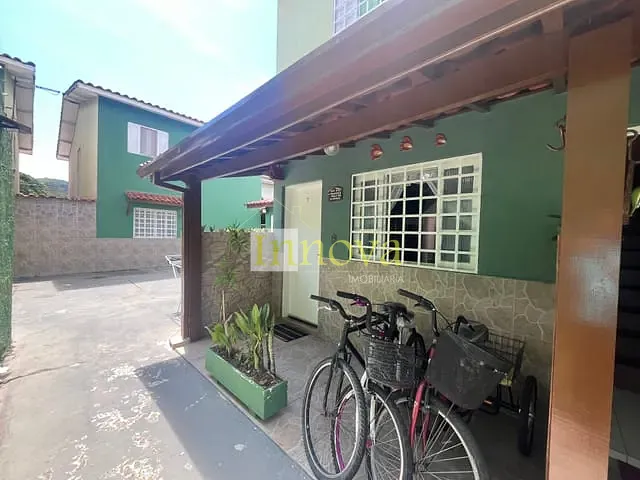 Sobrado com 40m² 2 quartos e 1 banheiro, à venda, no bairro Martim de Sá em Caraguatatuba