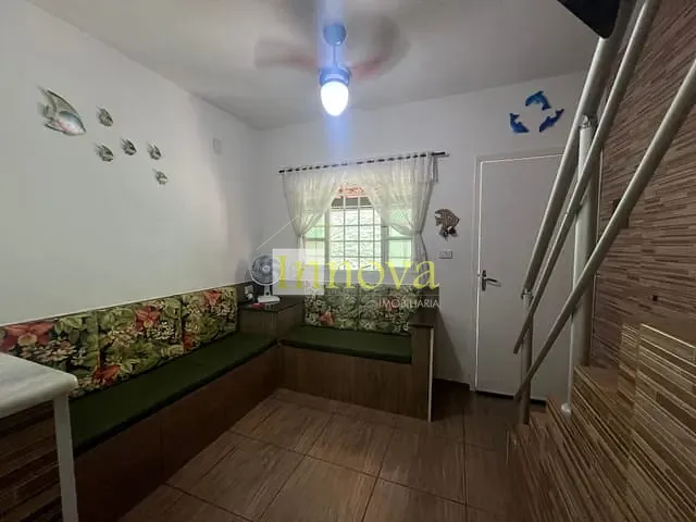 Sobrado com 40m² 2 quartos e 1 banheiro, à venda, no bairro Martim de Sá em Caraguatatuba