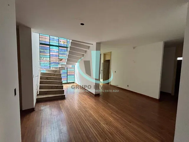 Sobrado com 3123m², à venda, no bairro Centro em Araraquara