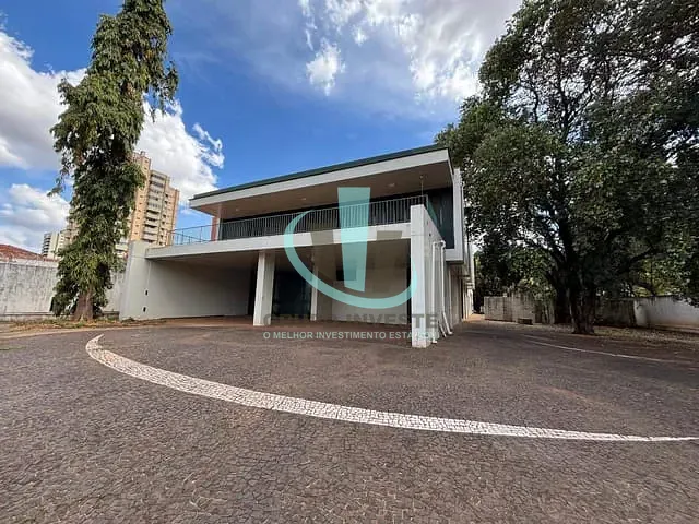 Sobrado com 3123m², à venda, no bairro Centro em Araraquara