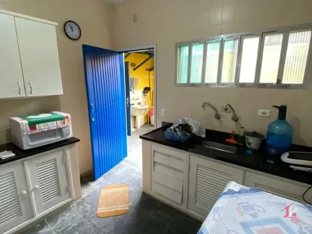 Sobrado 3 quartos e 3 banheiros, à venda, no bairro Cibratel I em Itanhaém