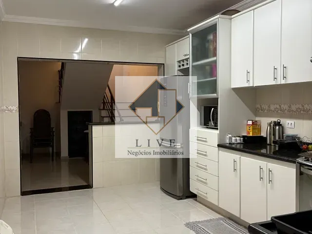 Sobrado 3 quartos e 1 banheiro, à venda, no bairro Parque Novo Mundo em Americana