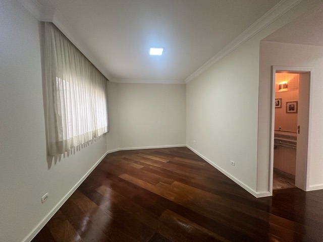 Foto do Sobrado - Sobrado à venda, Tucanos, Londrina, PR | Luciana Kauam Imóveis