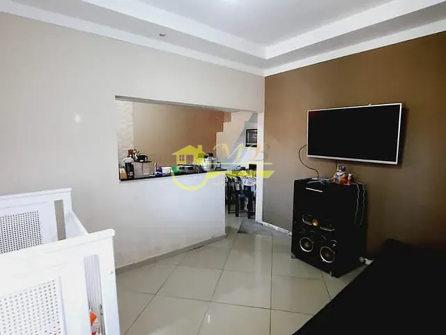 Sobrado com 180m² 5 quartos e 5 banheiros, à venda, no bairro Jardim Uruguai em Campinas