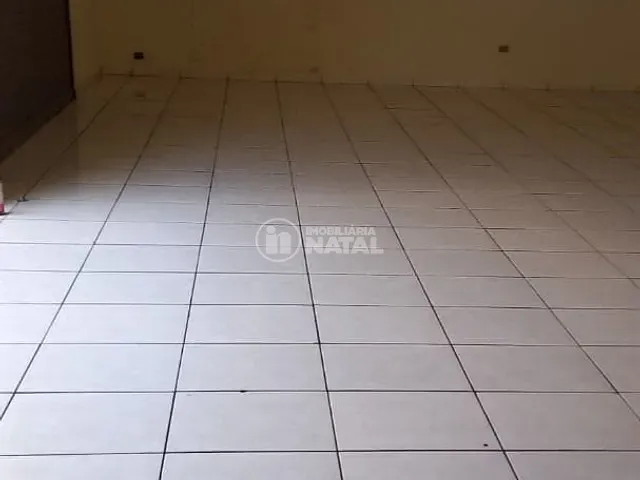 Sobrado à venda, no bairro Centro em Londrina