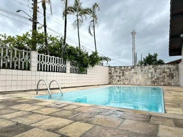 Foto do Sobrado - Sobrado à venda em condomínio fechado, 3 dormitórios, 78m², 1 vaga de garagem, Porto Novo, Caraguatatuba, SP | Necta Serviços Imobiliários Ltda