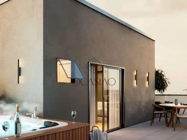 Sobrado com 200m² 3 quartos e 3 banheiros, à venda, no bairro Portão em Curitiba