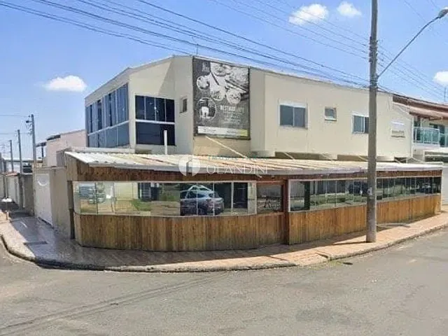 Sobrado com 320m² 3 quartos e 2 banheiros, à venda, no bairro Jardim Leonor em Artur Nogueira