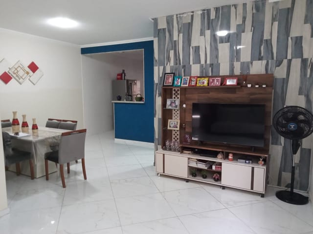 Sobrado com 237m² 3 quartos e 2 banheiros, à venda, no bairro Residencial Parque das Palmeiras em Pindamonhangaba