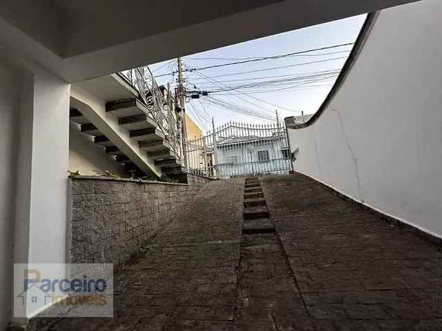 Sobrado com 349m² 3 quartos e 5 banheiros, à venda, no bairro Vila Invernada em São Paulo