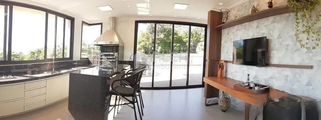 Casa de 5 quartos à venda em Vila Albertina, São Paulo