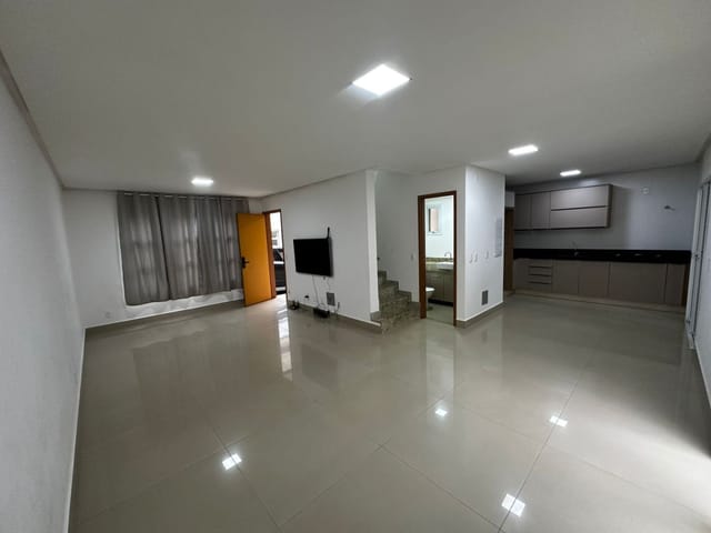 Foto do Sobrado - Sobrado com 3 dormitórios para alugar, 155 m² por R$ 4.100,00/mês - Vila Maria - Aparecida de Goiânia/GO | Portfolio Imóveis