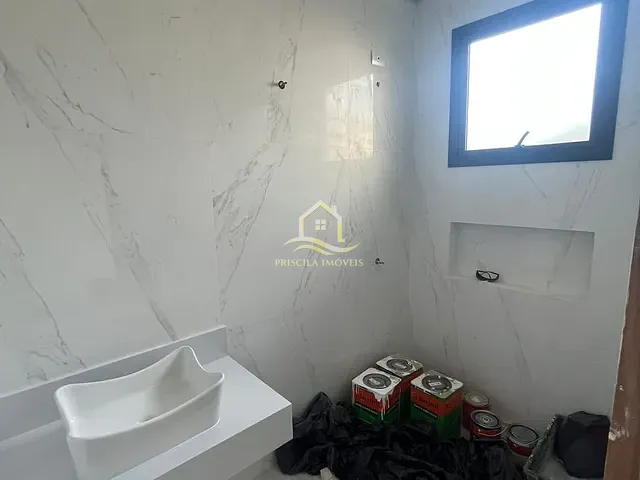 Sobrado com 504m² 4 quartos e 5 banheiros, à venda, no bairro Boraceia em Bertioga