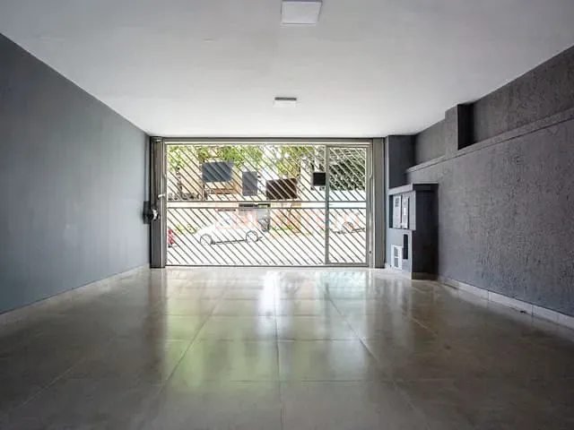 Sobrado com 250m² 3 quartos e 2 banheiros, à venda, no bairro Vila Alexandria em São Paulo