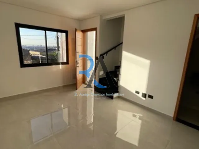 Sobrado 3 quartos e 1 banheiro, à venda, no bairro Jardim Brasília (Zona Leste) em São Paulo
