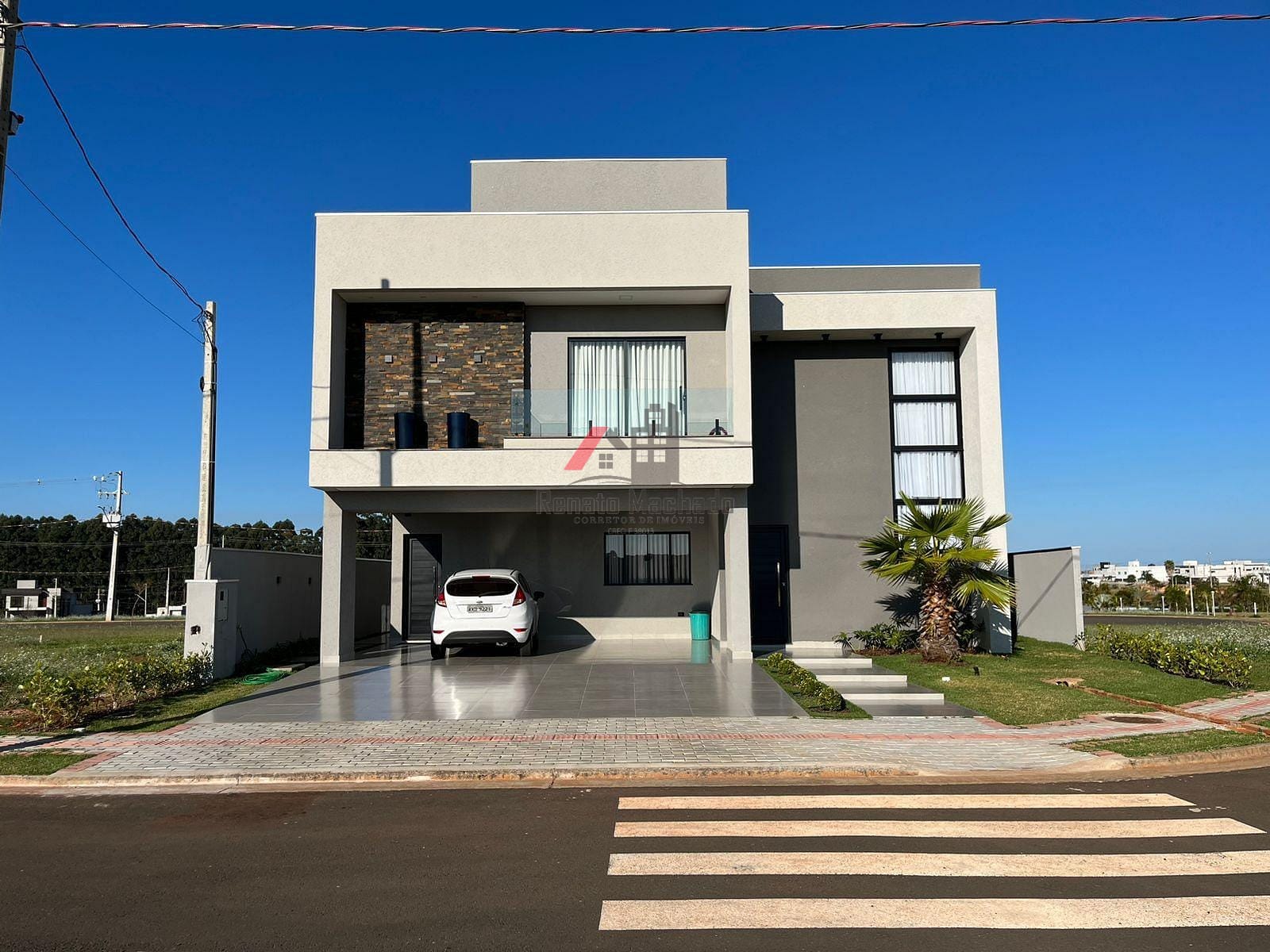 Sobrado à venda com 4 quartos, 202m² - Foto 2