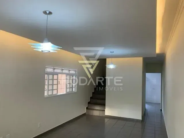 Sobrado com 133m² 3 quartos e 2 banheiros, à venda, no bairro Ipiranga em Ribeirão Preto