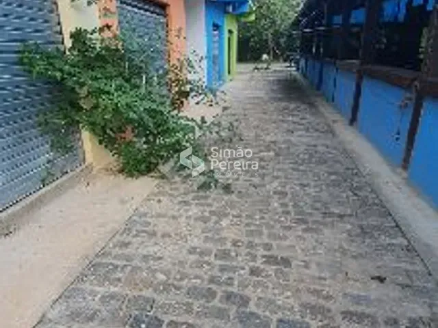 Sobrado à venda, no bairro Balança em Simão Pereira