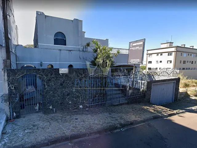 Sobrado com 675m² 4 quartos e 5 banheiros, à venda, no bairro Jardim Carvalho em Ponta Grossa
