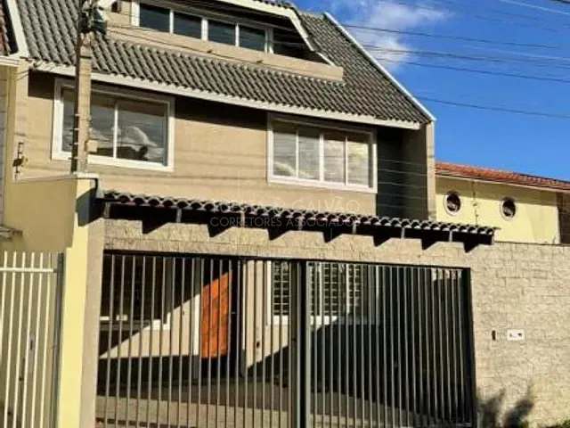 Sobrado com 95m² 3 quartos e 3 banheiros, à venda, no bairro Novo Mundo em Curitiba