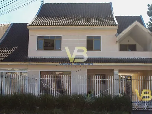 Sobrado com 400m² 4 quartos e 3 banheiros, à venda, no bairro Pineville em Pinhais