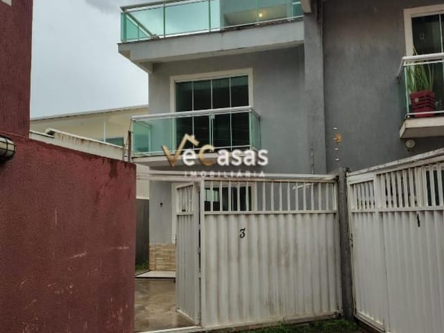 Sobrado 3 quartos e 3 banheiros, à venda, no bairro Cidade Praiana em Rio das Ostras
