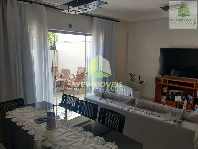 Sobrado com 135m² 3 quartos e 1 banheiro, à venda, no bairro Alto Ipiranga em Mogi Das Cruzes