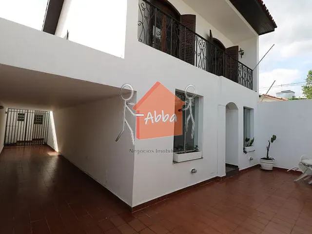 Sobrado com 200m² 4 quartos e 3 banheiros, à venda, no bairro Vila Cordeiro em São Paulo