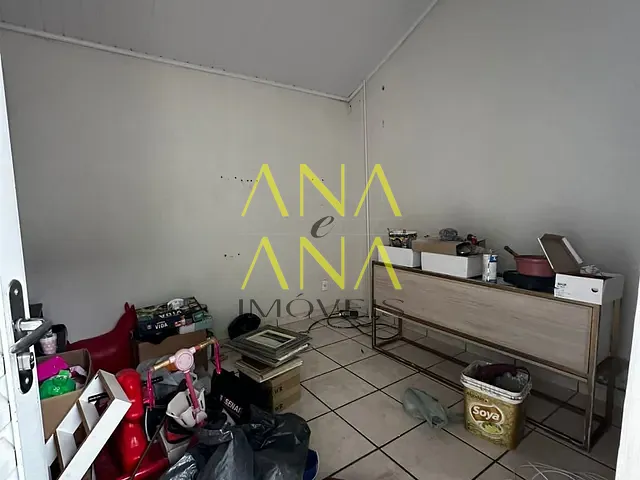 Casa com 164m² 2 quartos e 2 banheiros, à venda, no bairro Jardim Santa Rita de Cássia em Bragança Paulista