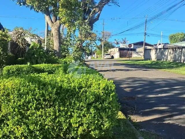 Sobrado 2 quartos e 1 banheiro, à venda, no bairro Augusta em Curitiba