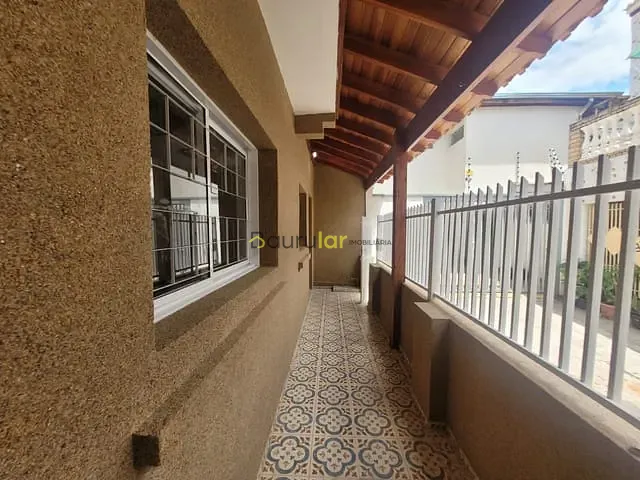 Sobrado com 78m² 3 quartos e 2 banheiros, à venda, no bairro Centro em Bauru