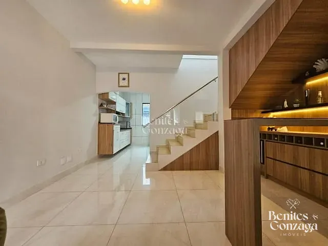 Sobrado com 169m² 4 quartos e 4 banheiros, à venda, no bairro Jardim Santa Rosa em Maringá