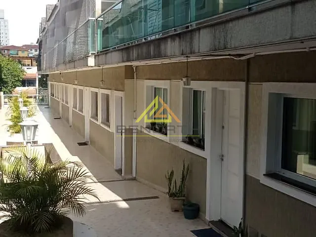 Sobrado 3 quartos e 2 banheiros, para alugar, no bairro Vila Mazzei em São Paulo