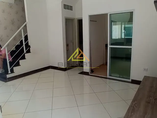 Sobrado 3 quartos e 2 banheiros, para alugar, no bairro Vila Mazzei em São Paulo