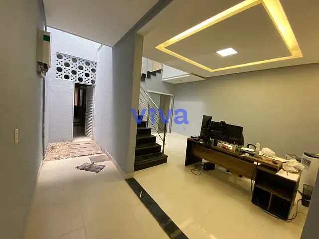 Sobrado com 246m² 3 quartos e 4 banheiros, à venda, no bairro Sítios Santa Luzia Residencial em Aparecida de Goiânia